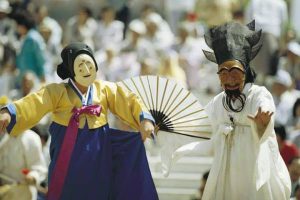 Tìm hiểu văn hoá Hàn Quốc qua lớp học tiếng Hàn EPS